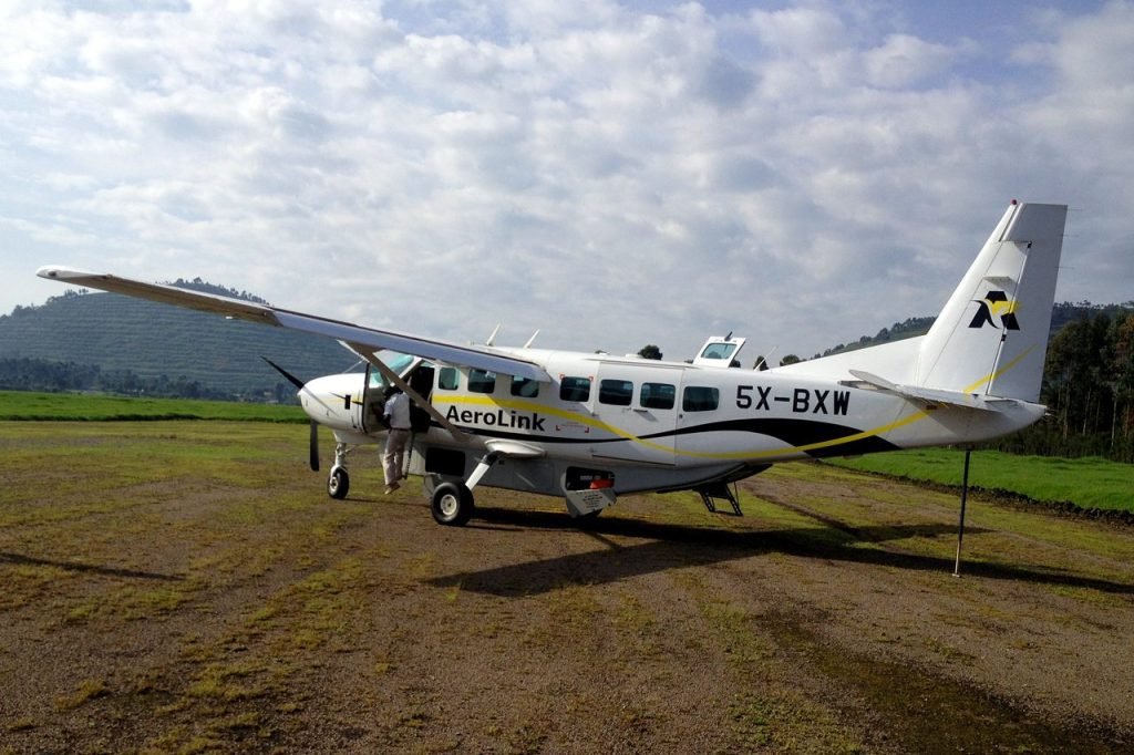 Flying safaris in Uganda